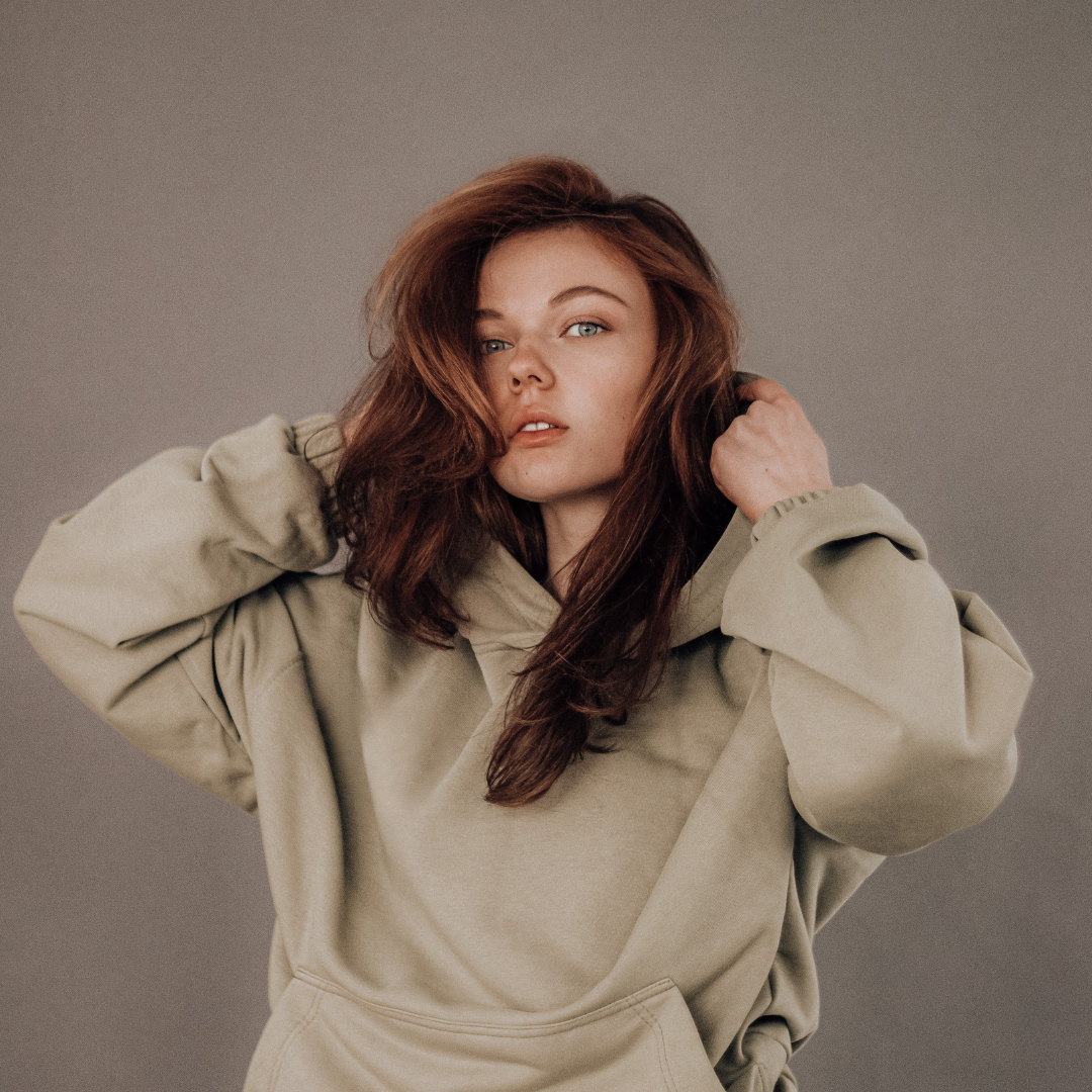 Minimal, modern hoodies designed to be personalized. Clean structure, soft premium feel, and relaxed fits for everyday comfort and timeless style.