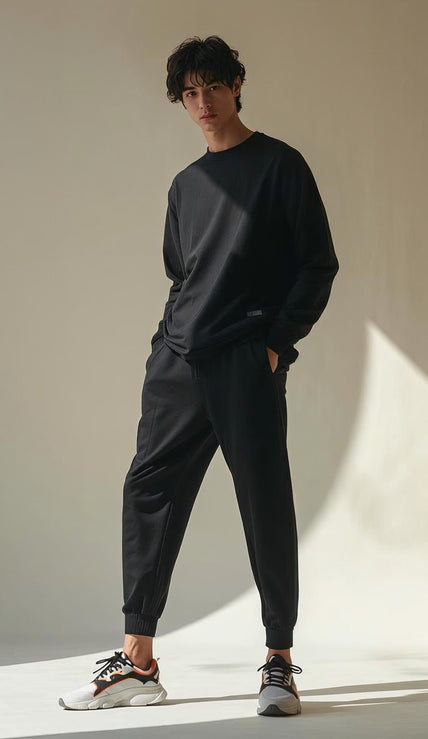 Discover minimal men’s pants and joggers designed for comfort and modern street style. Relaxed fits, soft fabrics, and versatile everyday wear.