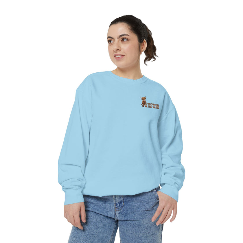 Western Highland Cow Graphic Sweatshirt – Rustic Casual Pullover