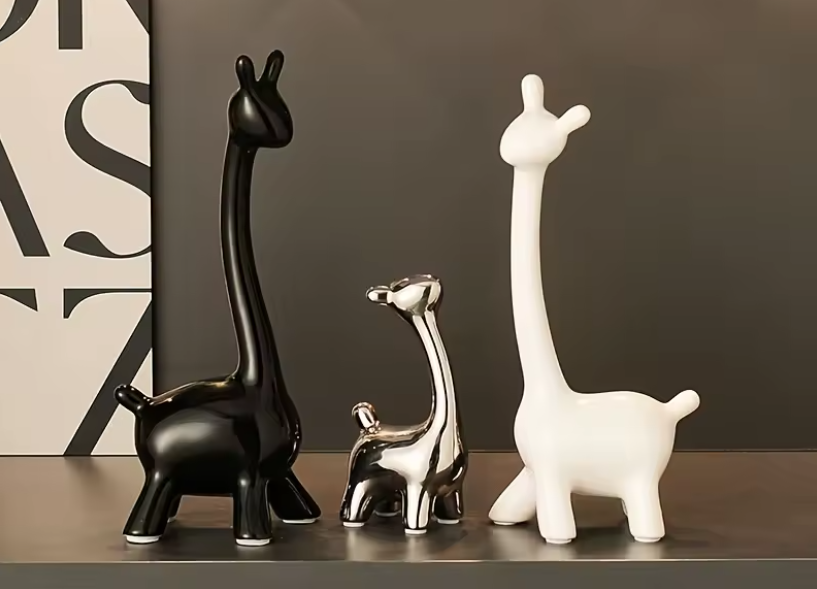 Modern Ceramic Giraffe Statue Set Minimal Shelf and Table Decor