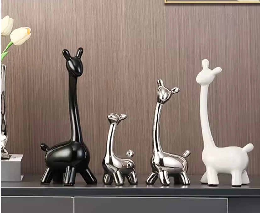 Modern Ceramic Giraffe Statue Set Minimal Shelf and Table Decor