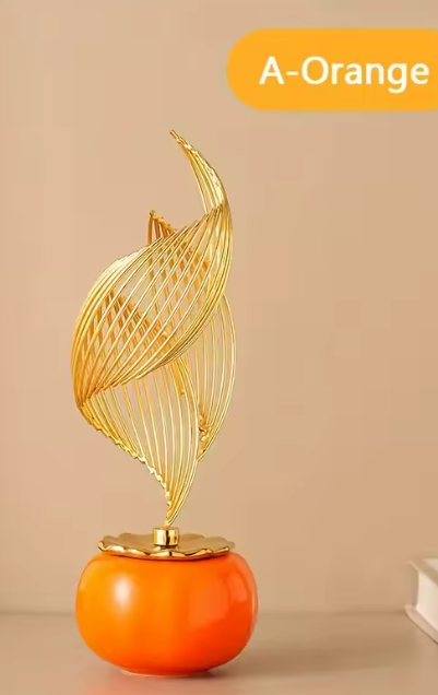 Ceramic Statue Nordic Creative Light Luxury Living Room Decoration Sculptures and Figurines Office Desk Accessories Room Decor