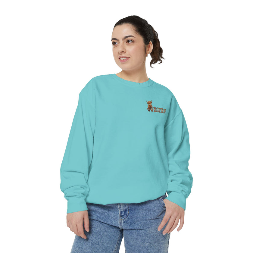 Western Highland Cow Graphic Sweatshirt – Rustic Casual Pullover