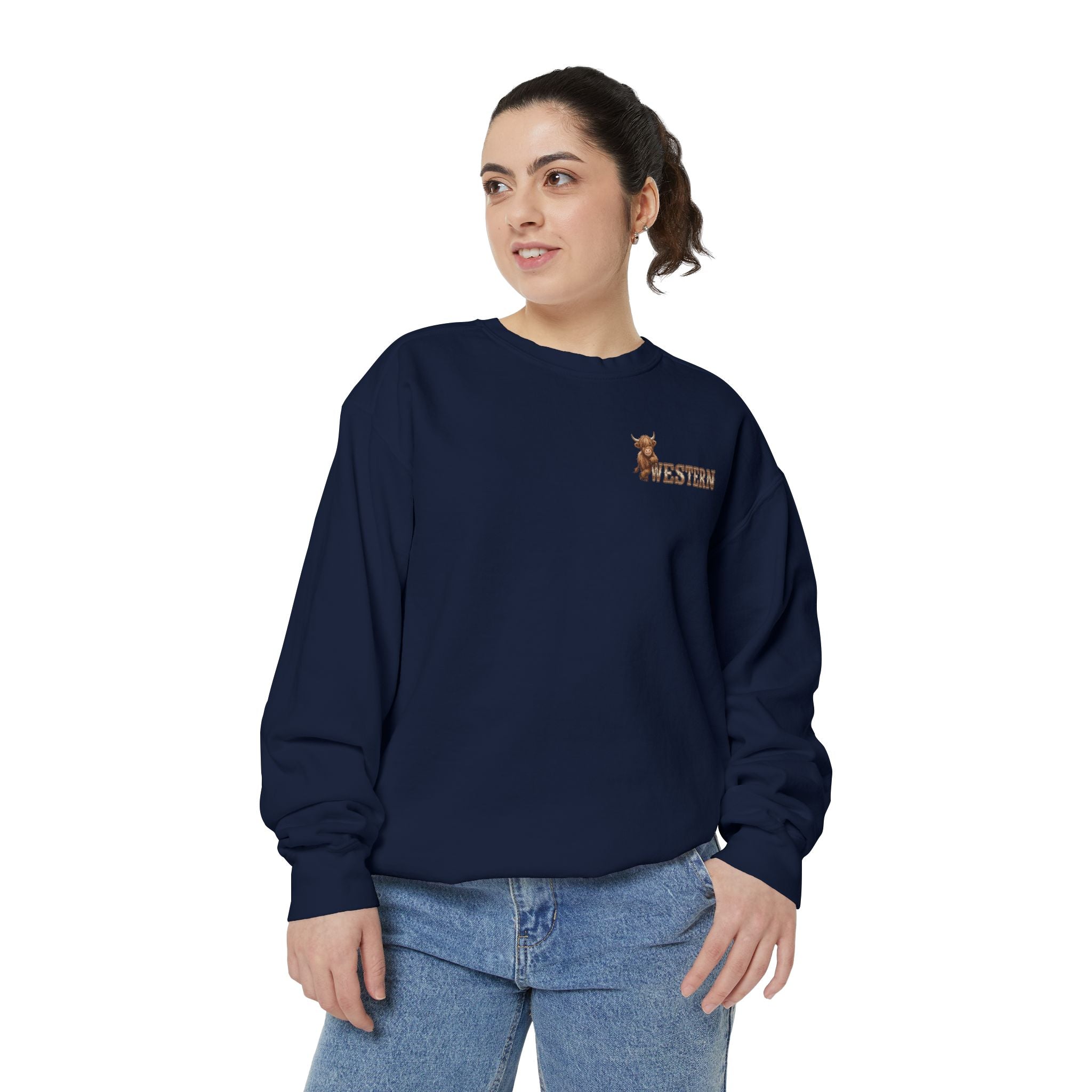 Western Highland Cow Graphic Sweatshirt – Rustic Casual Pullover