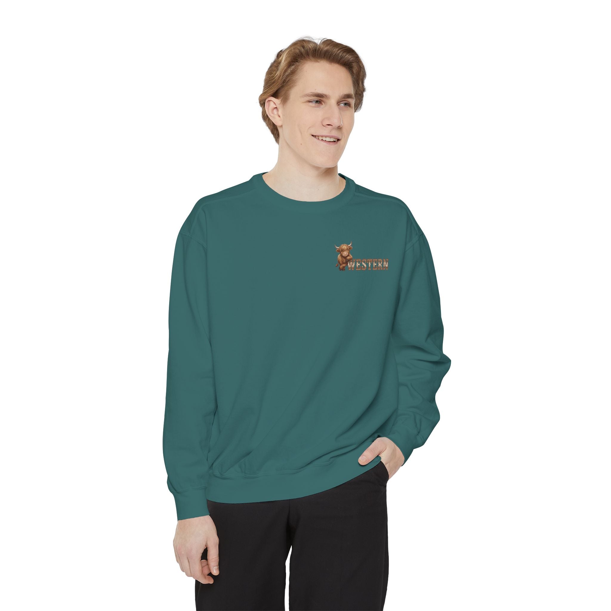 Western Highland Cow Graphic Sweatshirt – Rustic Casual Pullover