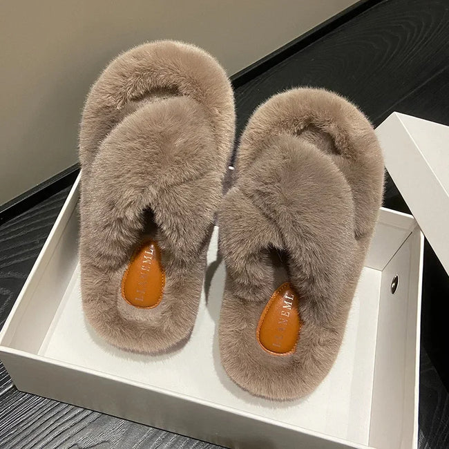 Women’s Plush Platform Indoor Slippers – Soft Furry Winter Comfort Shoes