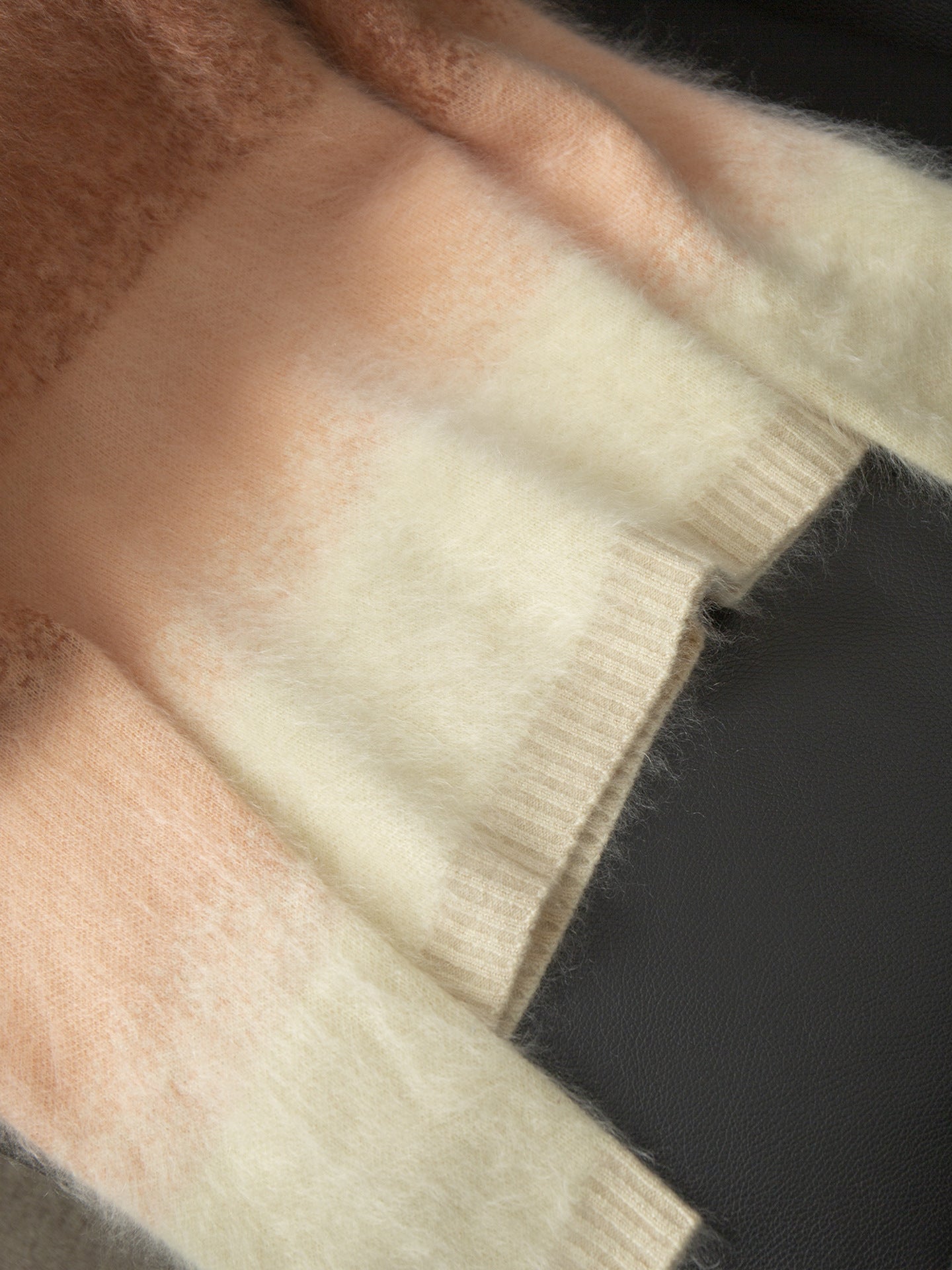 Nameria Gradient Cashmere Sweater Brushed Texture Loose Fit