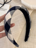 fe95fa22-8e87-411a-af77-0bfe64be863c-Max